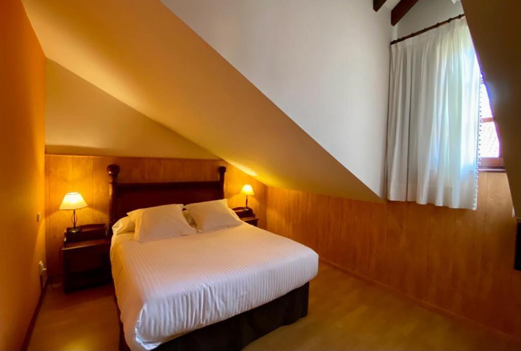 El Tejo De Comillas Room photo