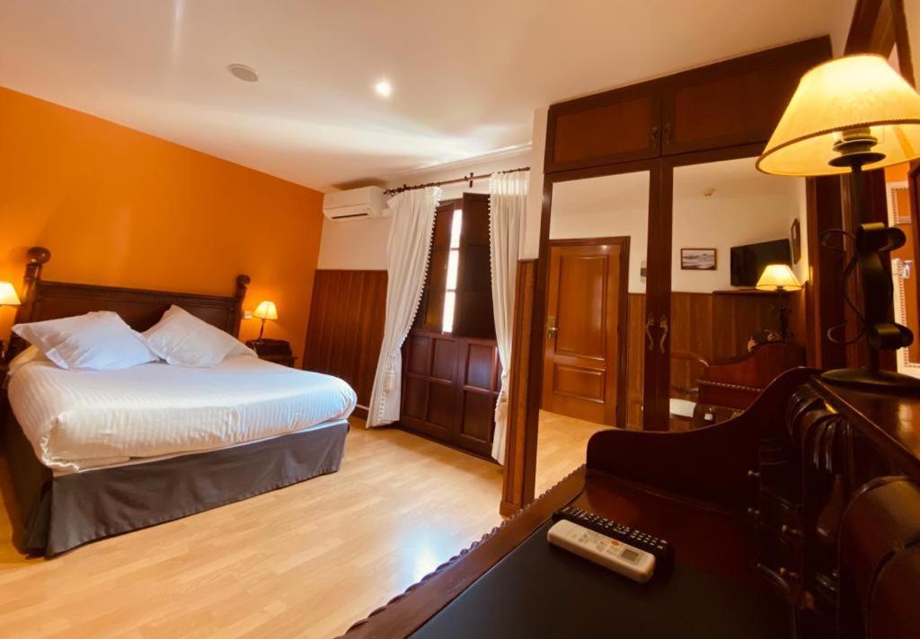 El Tejo De Comillas Room photo